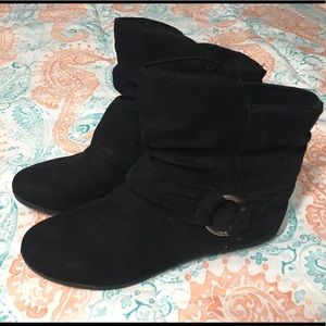Black suede boots
